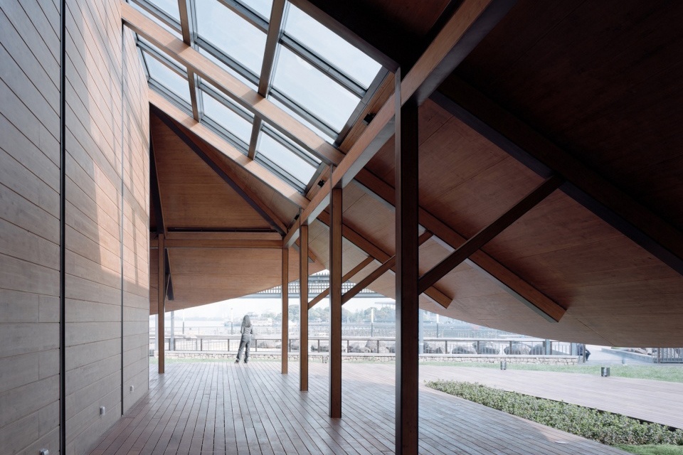 jinji lake pavilion no 1 by galaxy arch njn