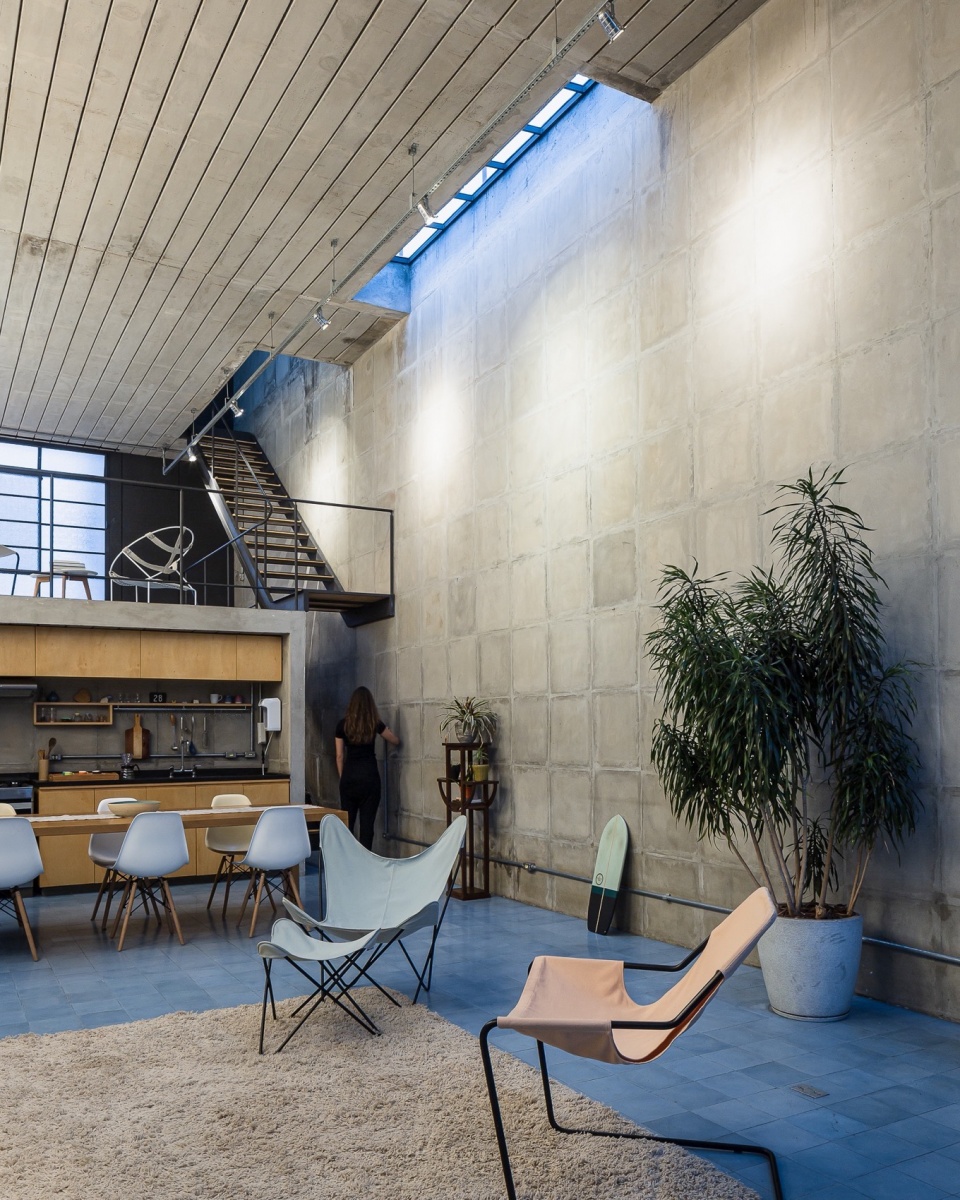House In Pinheiros by 23 SUL