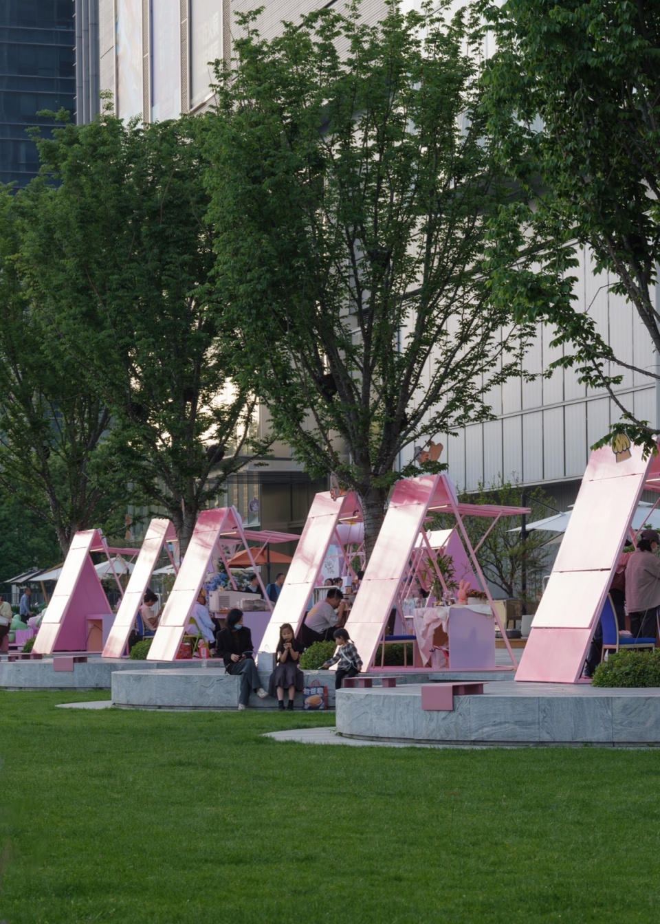 the mixc wuxi binhu landscape design by pland