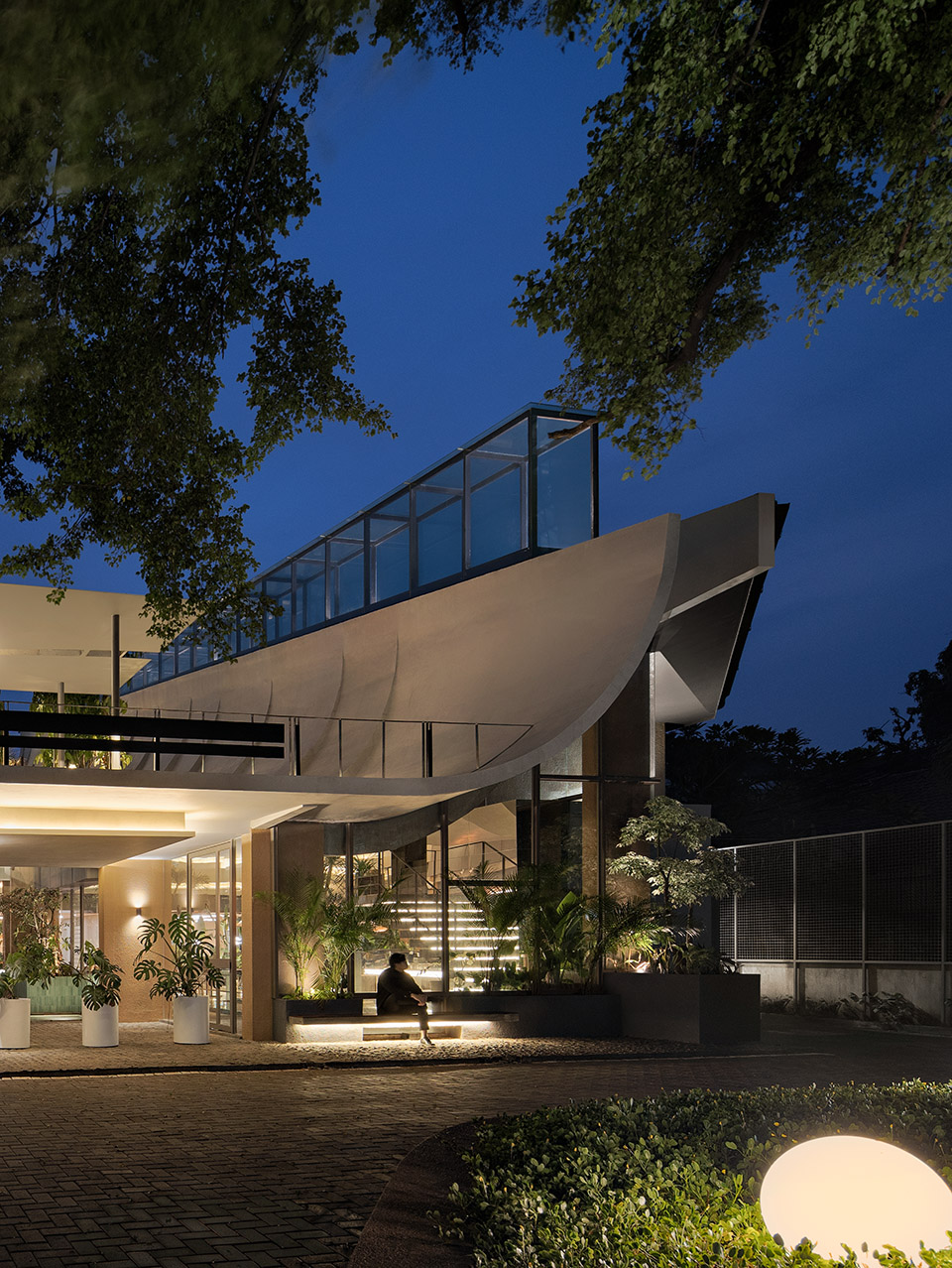 aruma split garden by radar