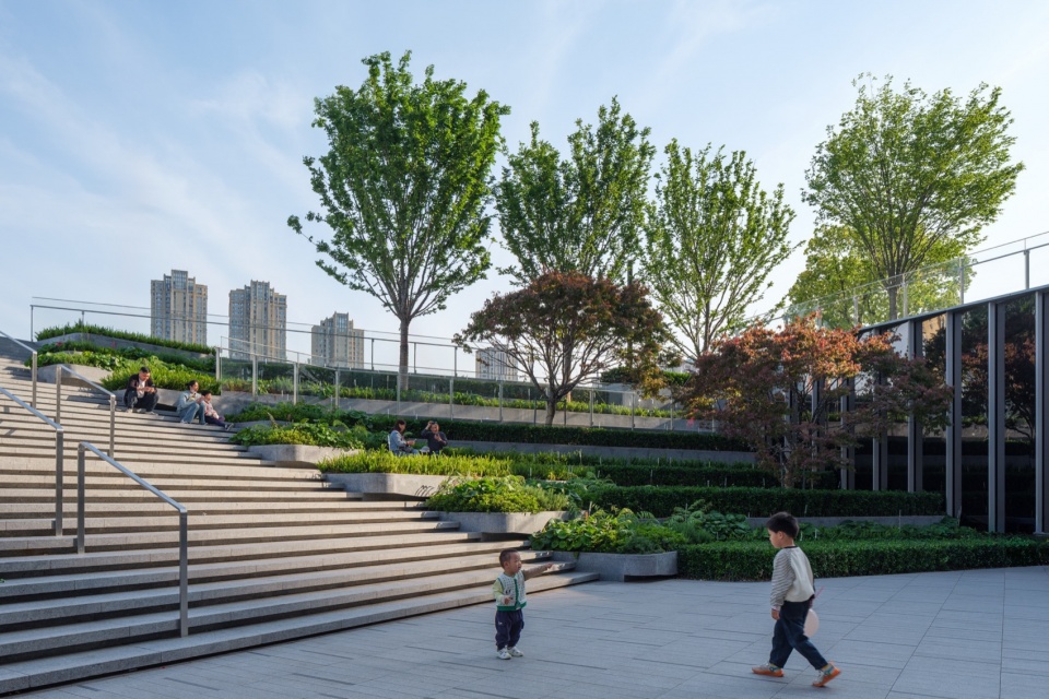 the mixc wuxi binhu landscape design by pland
