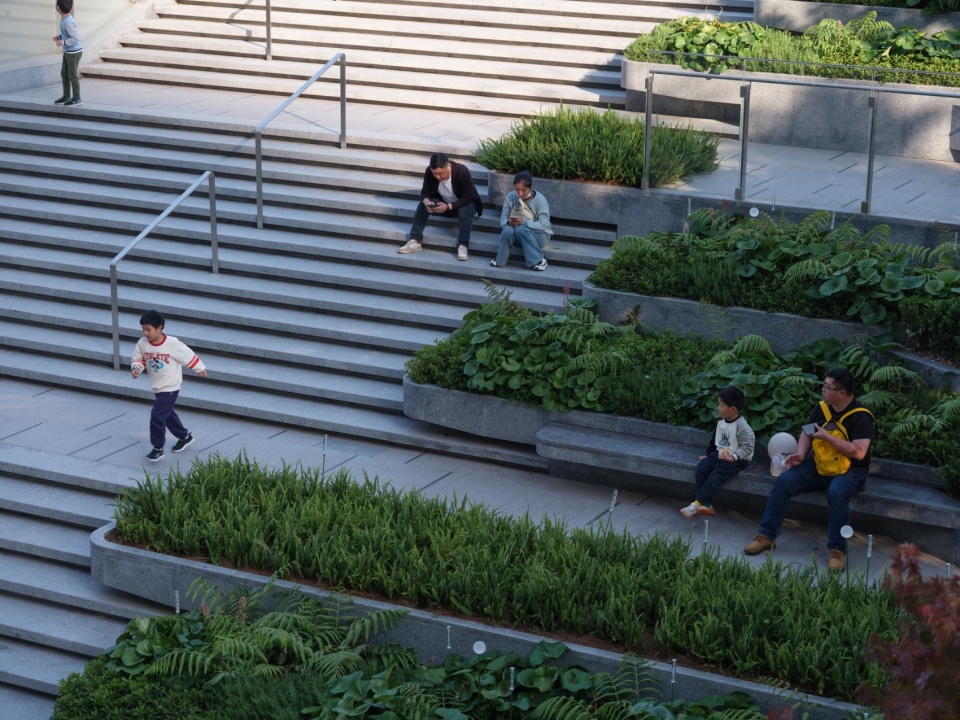 the mixc wuxi binhu landscape design by pland