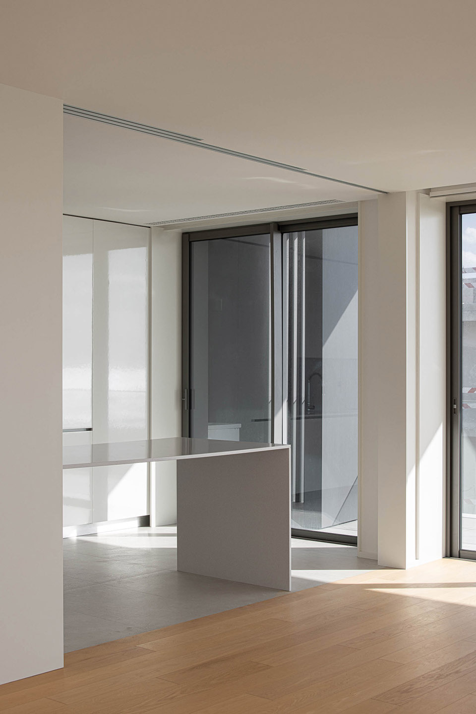 seashore building by atelier darquitectura lopes da costa