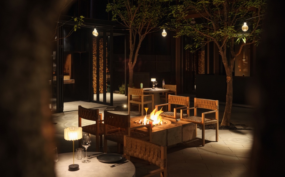 shy table restaurant China by Studio8 Architects