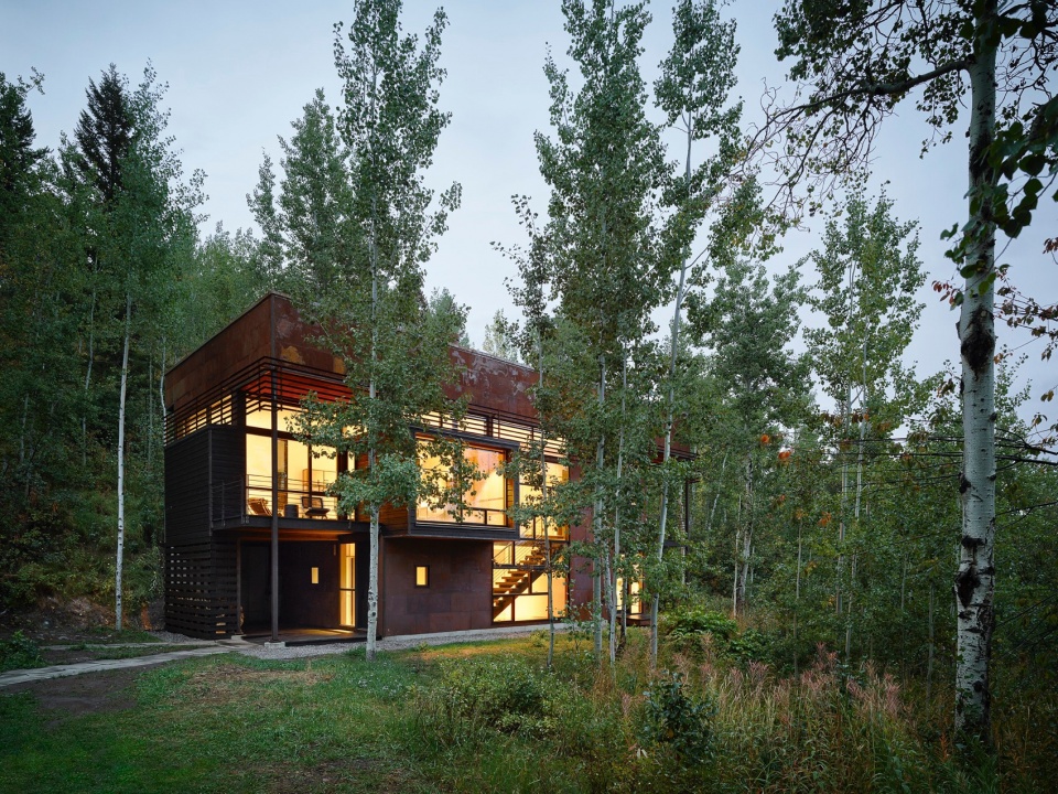 Paintbrush Residence by CLB Architects