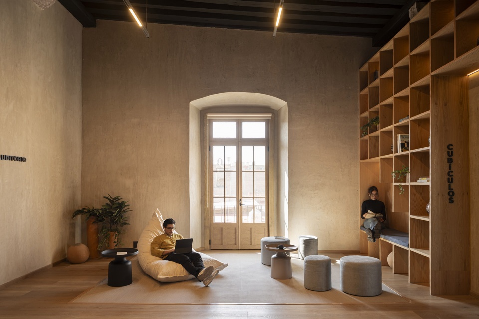 GO headquarter by FMA