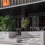 跳海酒馆-凤凰里巷，北京 / 不山建筑