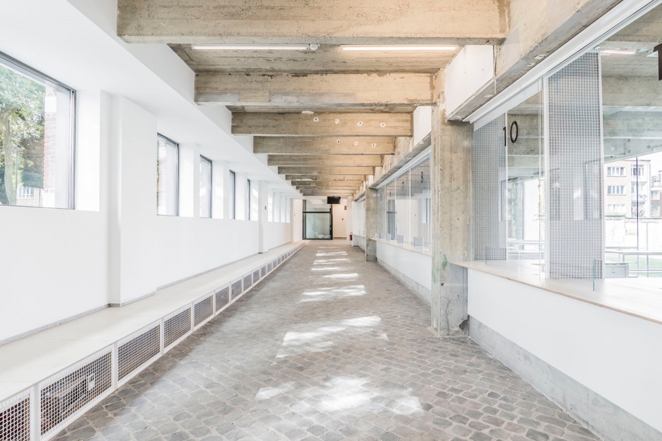 Charles Malis by LD2 architecture Stephanie Willocx Architecte MAMOUT architectes