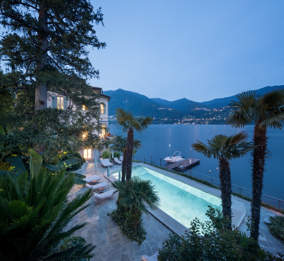 House on Lake Como by J MAYER H