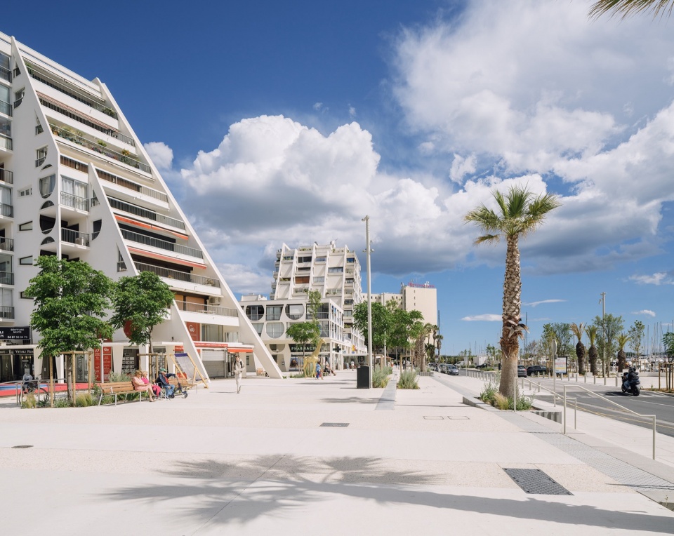 La Ball ade by Agence Leclercq Associes