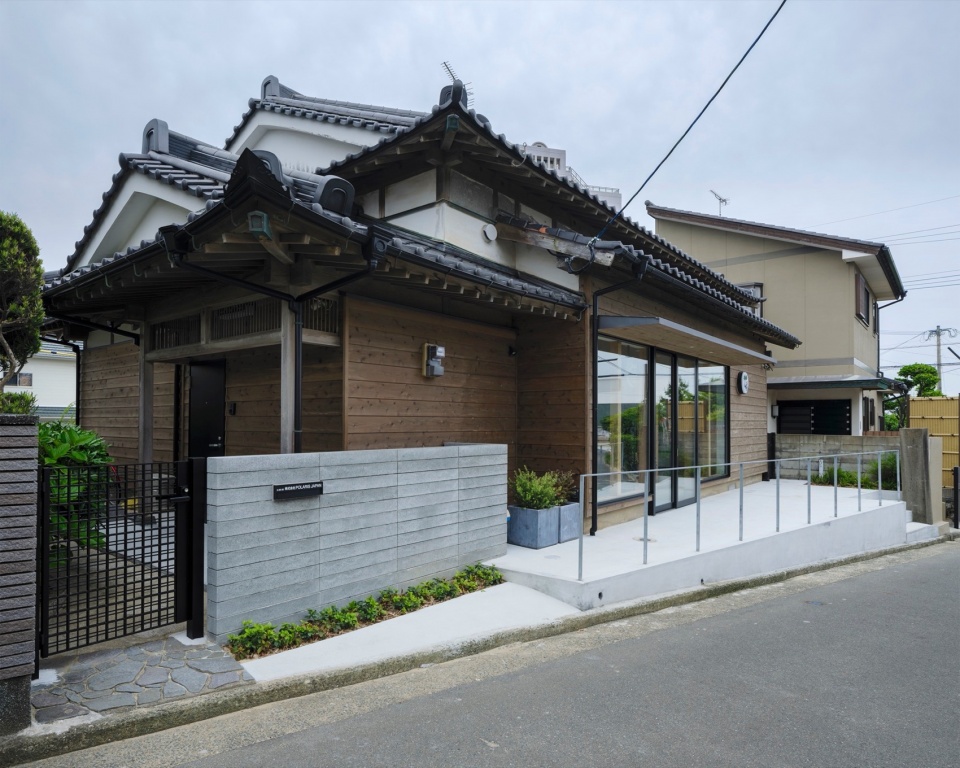 timber framing of 1979 by tsutsumi associates