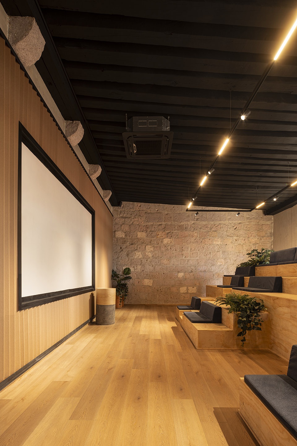 GO headquarter by FMA