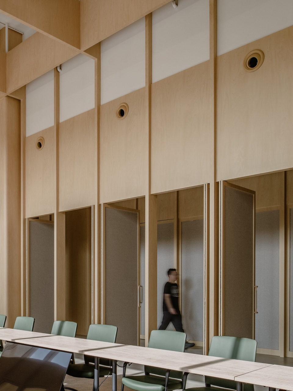 Yanfeng Conference Space