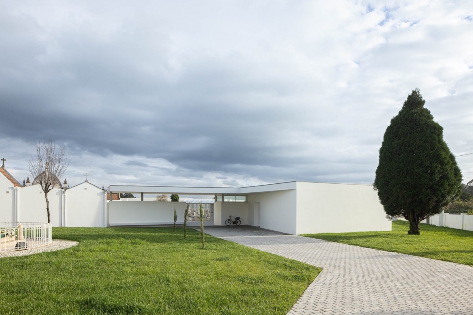 Casa Mortuaria de Oliveirinha Sónia Lopes da Cruz Arquitectura