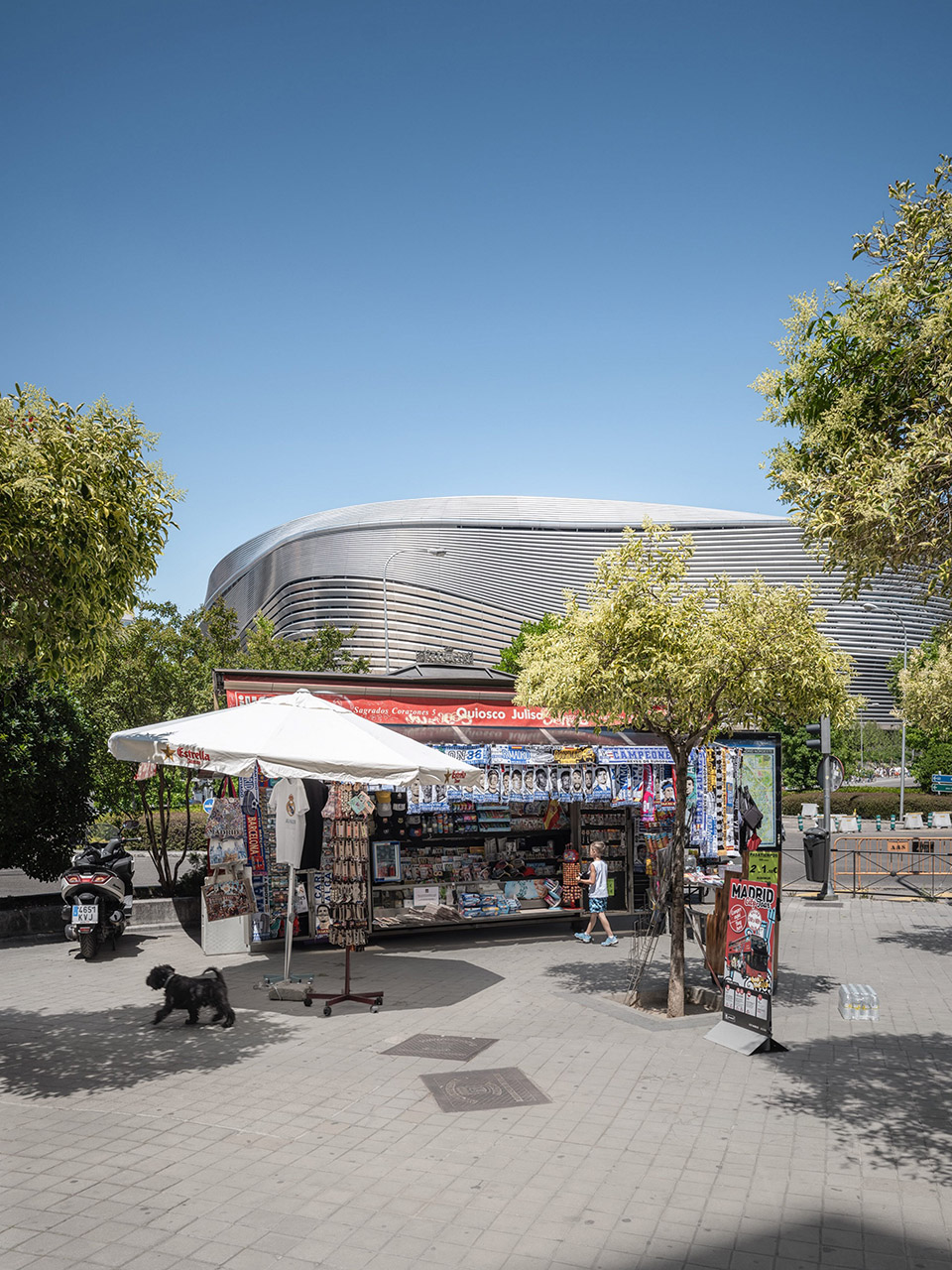 the conversion of the santiago bernabeu stadium by gmp