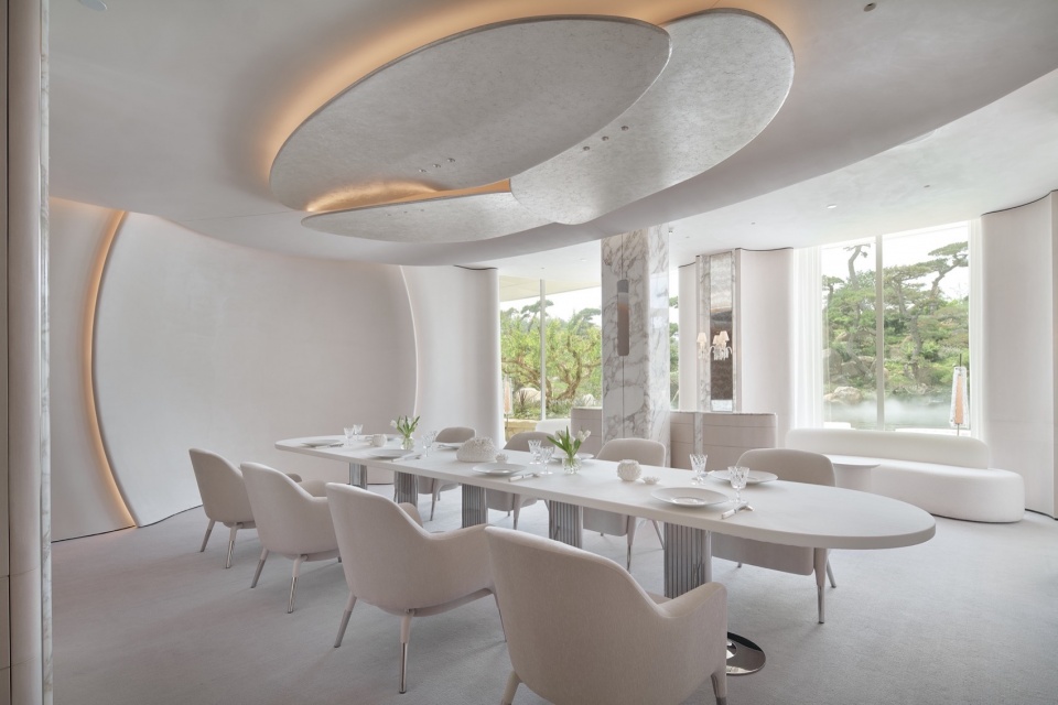 BLACKSWAN Restaurant