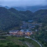 明月川 · 云孚里云宿温泉酒店，江西 / 艾麦欧（上海）建筑设计咨询有限公司
