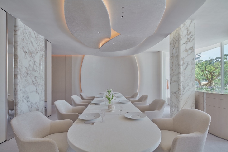 BLACKSWAN Restaurant