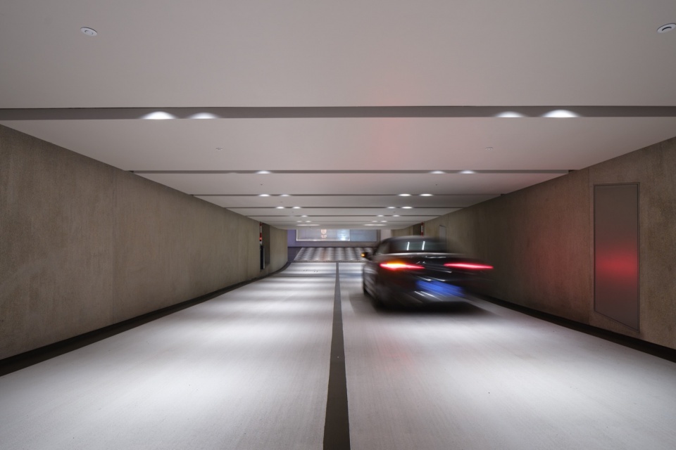 Columbia Circle Phase II Architectural Refinement Gray Space Interior and Guide System by XU Studio