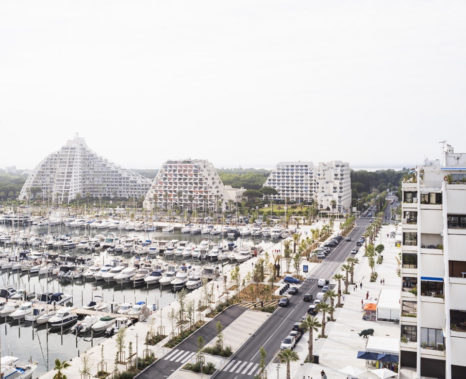 La Ball ade by Agence Leclercq Associes