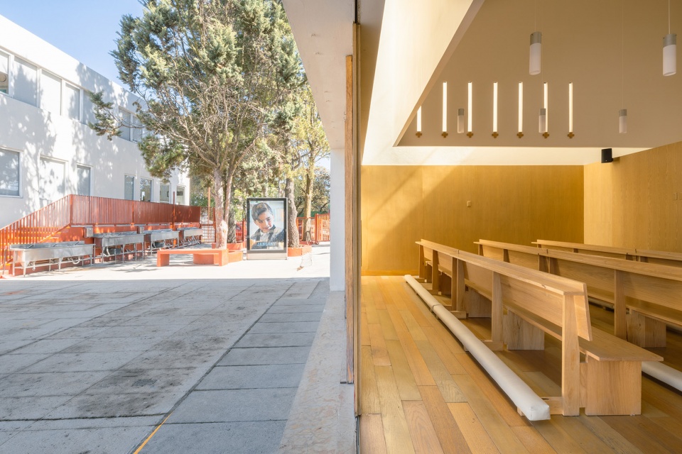 oratorio nsm by jose lombana arquitectos