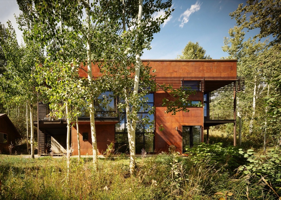 Paintbrush Residence by CLB Architects