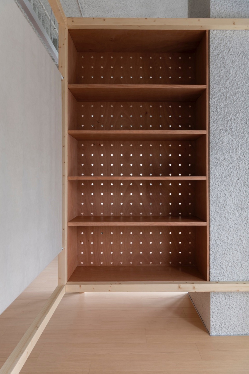 LINGYILI OFFICE Woodo Studio