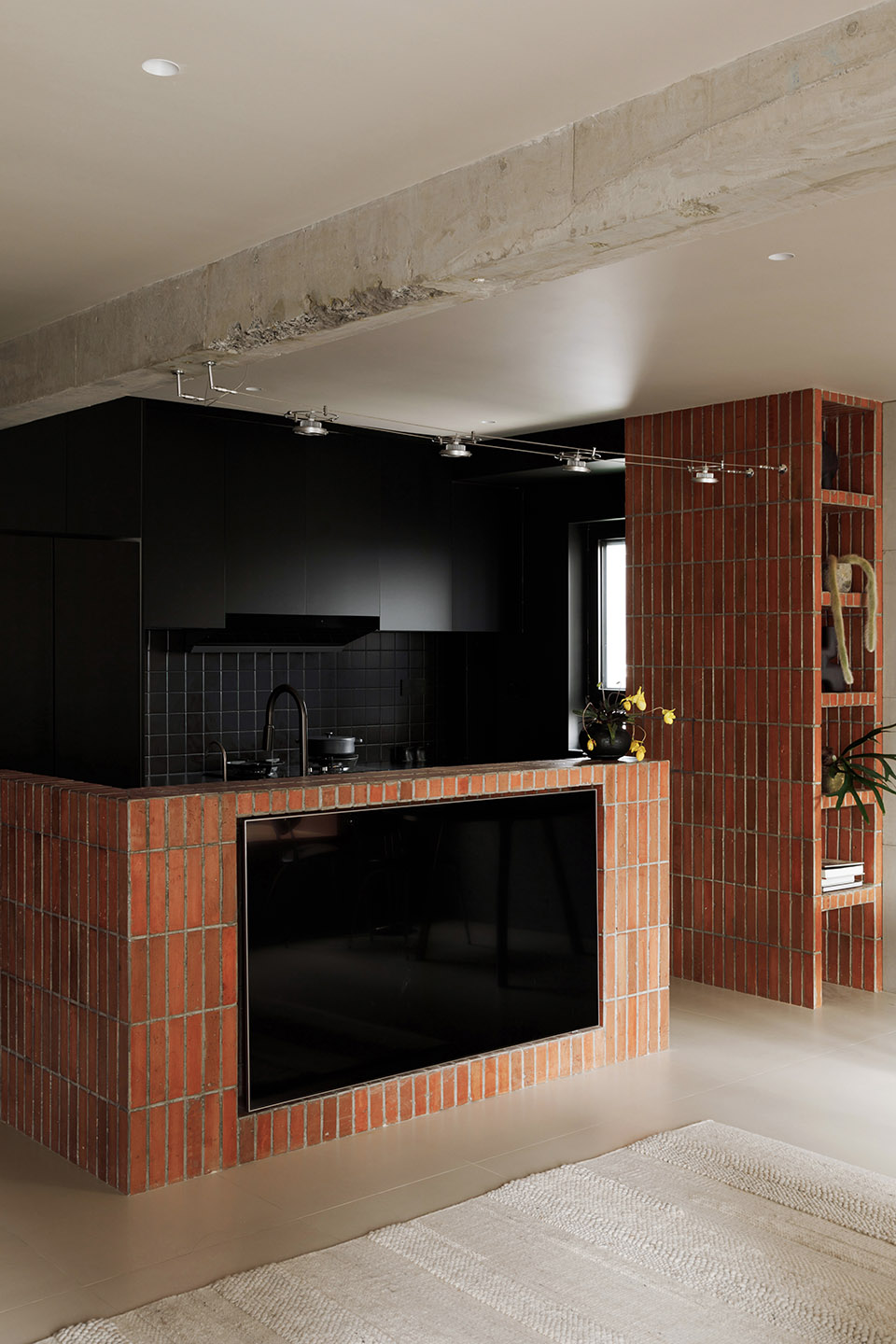 the horizontal window house by wue design