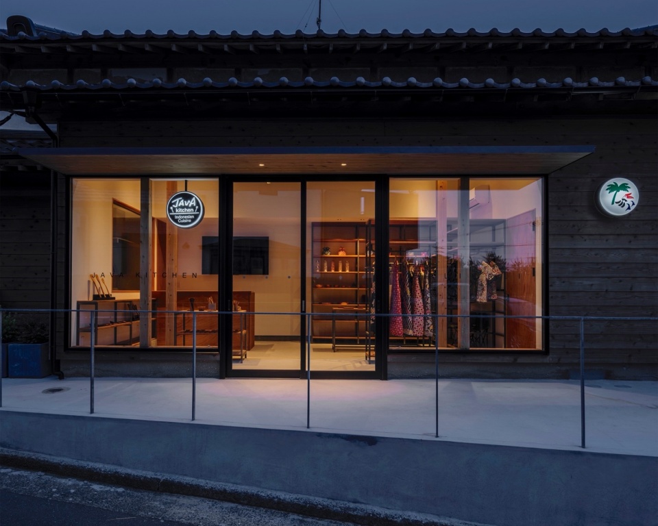 timber framing of 1979 by tsutsumi associates