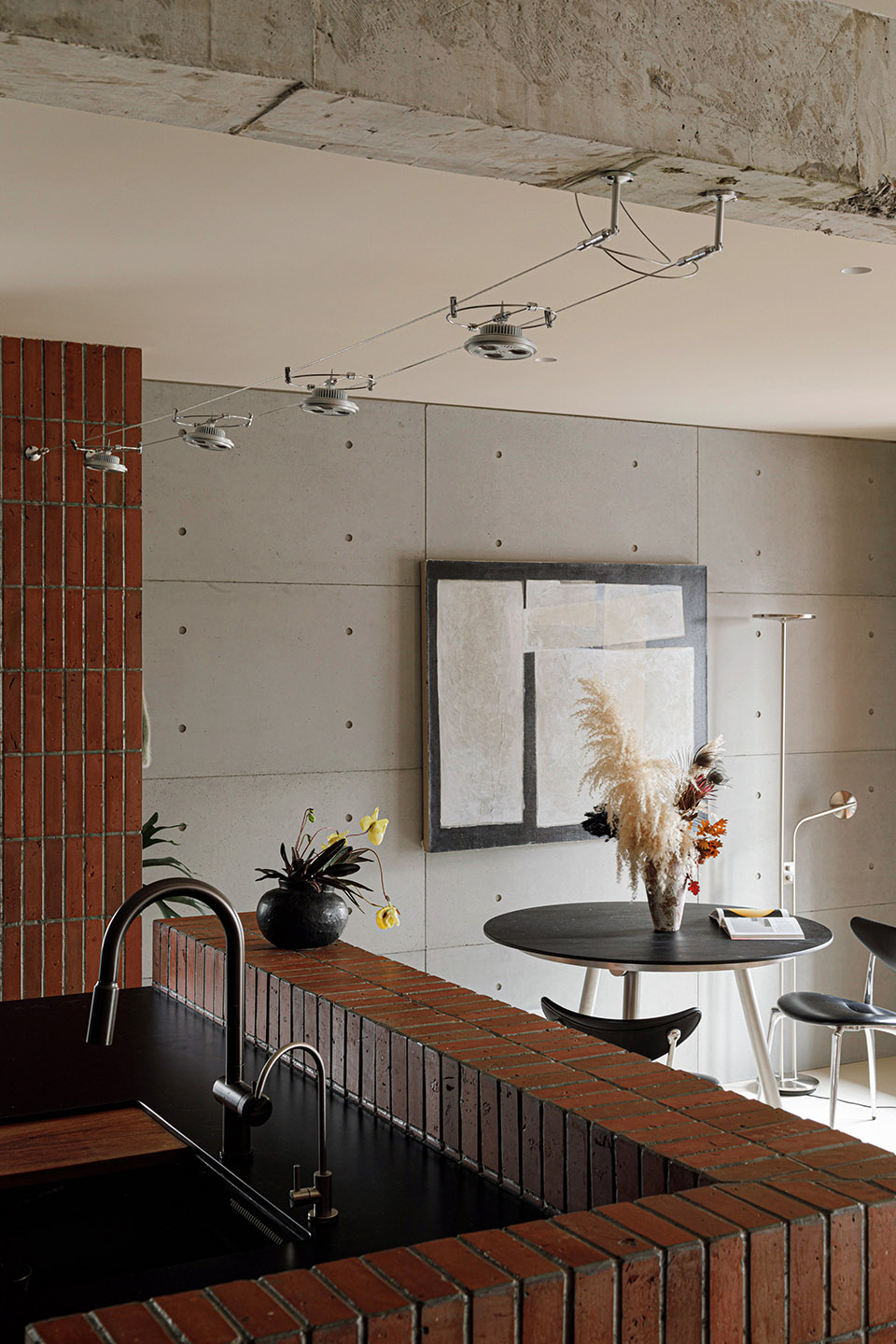 the horizontal window house by wue design