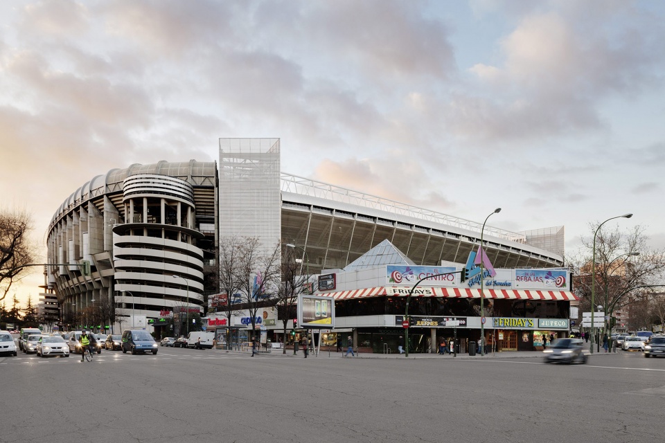 the conversion of the santiago bernabeu stadium by gmp