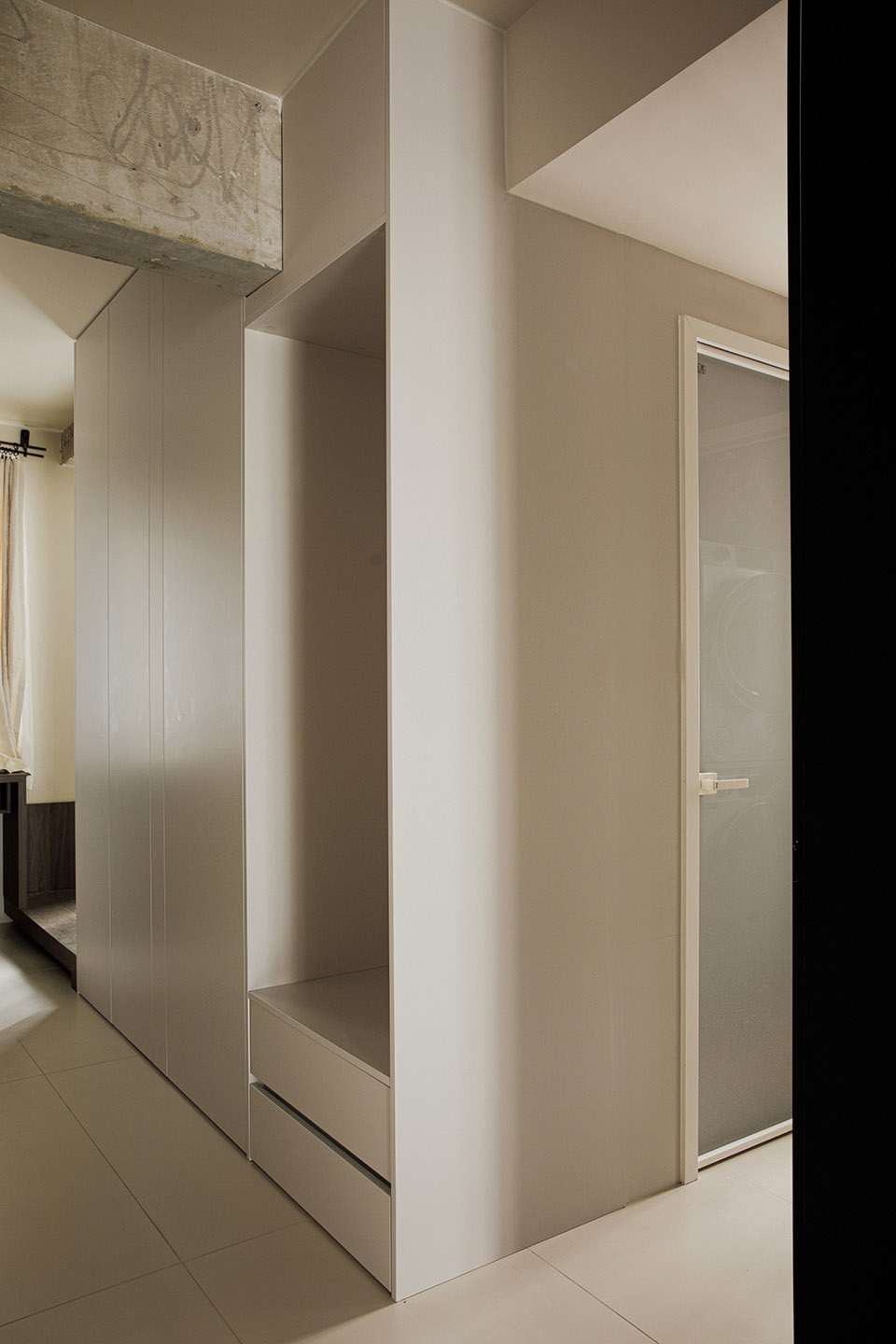 the horizontal window house by wue design