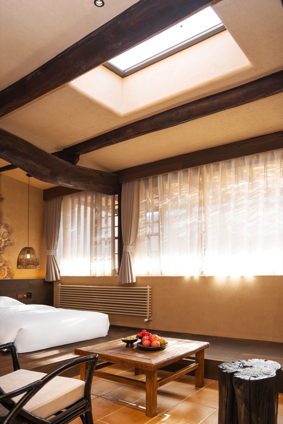 No 2 4 5 of Yanshan Inns by Hangzhou Guantang Interior Design