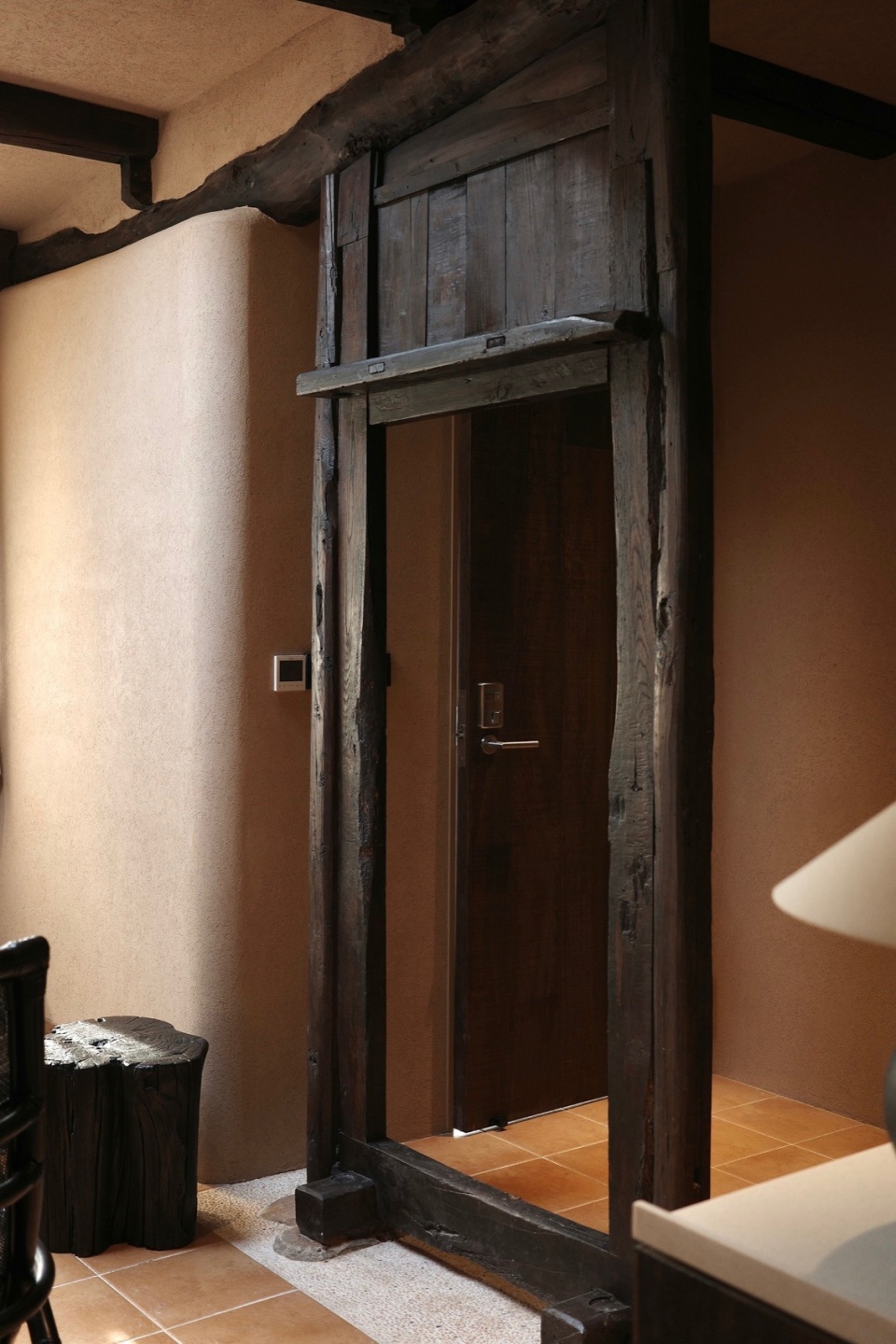 No 2 4 5 of Yanshan Inns by Hangzhou Guantang Interior Design