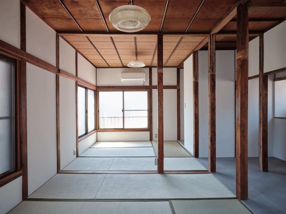 Omori House Roovice