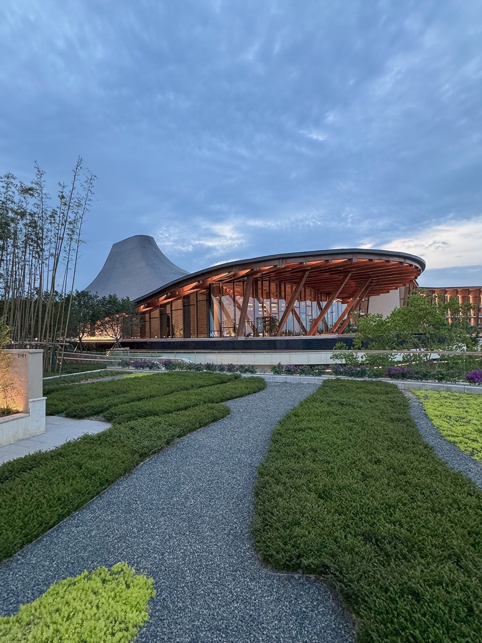 The Spine Resort Heilongtan China by AIM ARCHITECTURE