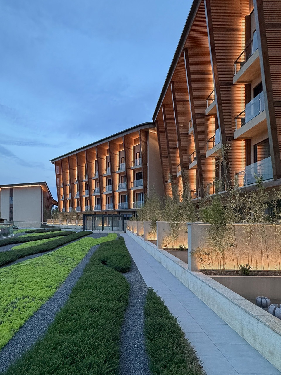 The Spine Resort Heilongtan China by AIM ARCHITECTURE