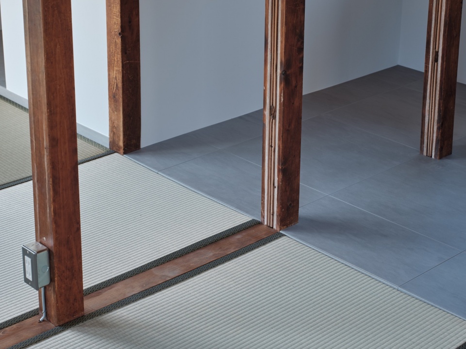 Omori House Roovice