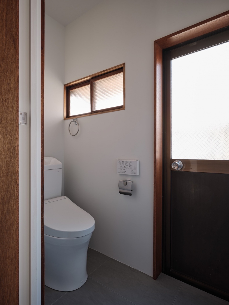 Omori House Roovice