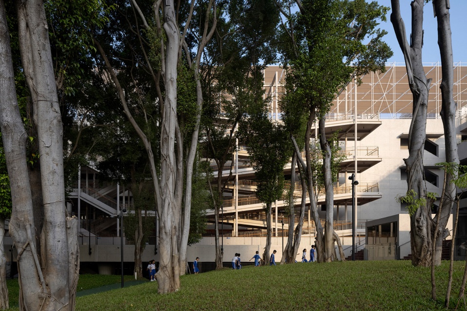 lai yuen foreign language primaray school by vector architect