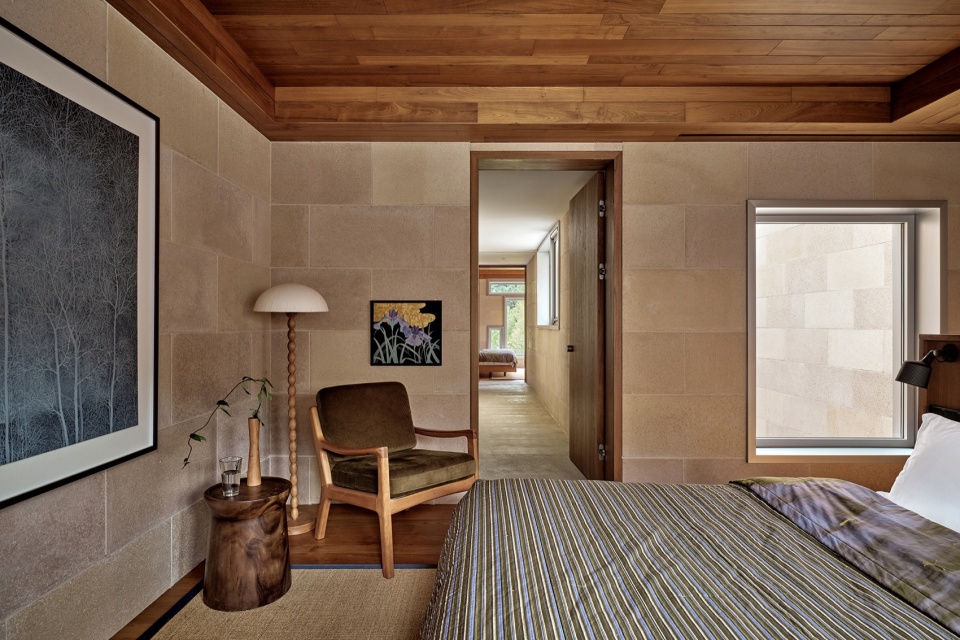 Gong s House by Various Associates