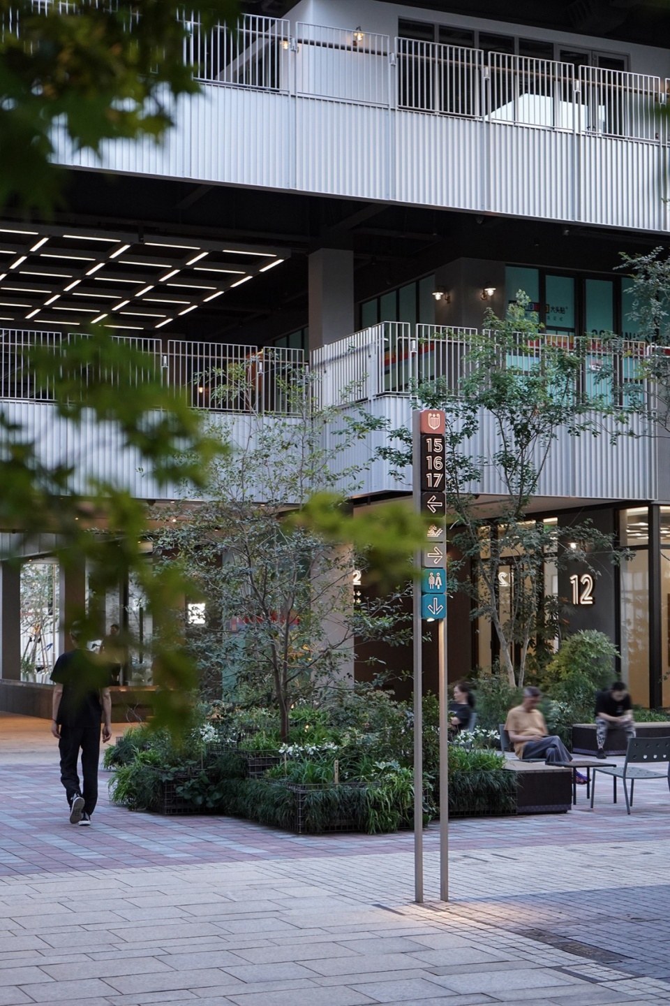 Columbia Circle Phase II Architectural Refinement Gray Space Interior and Guide System by XU Studio