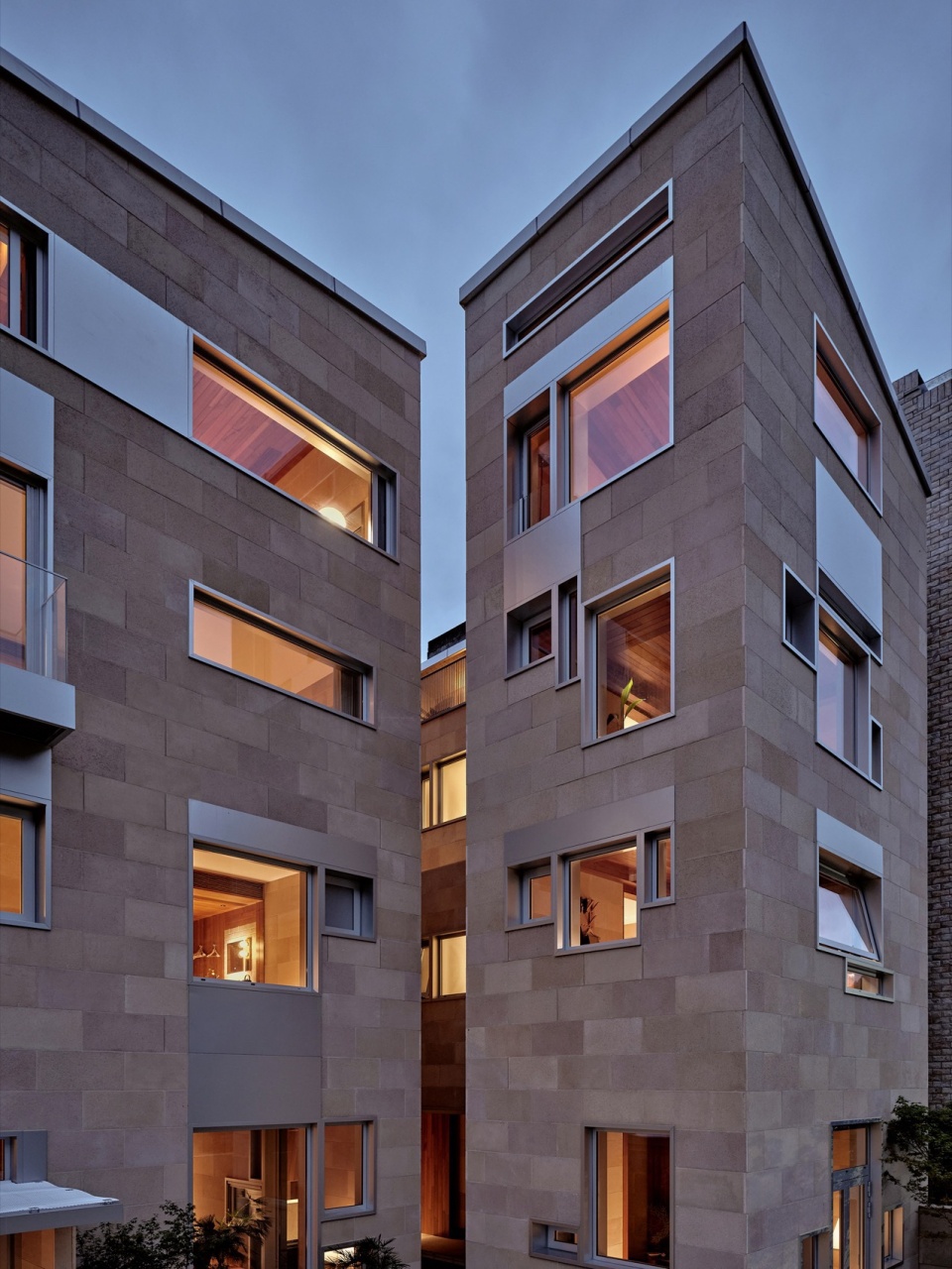 Gong s House by Various Associates