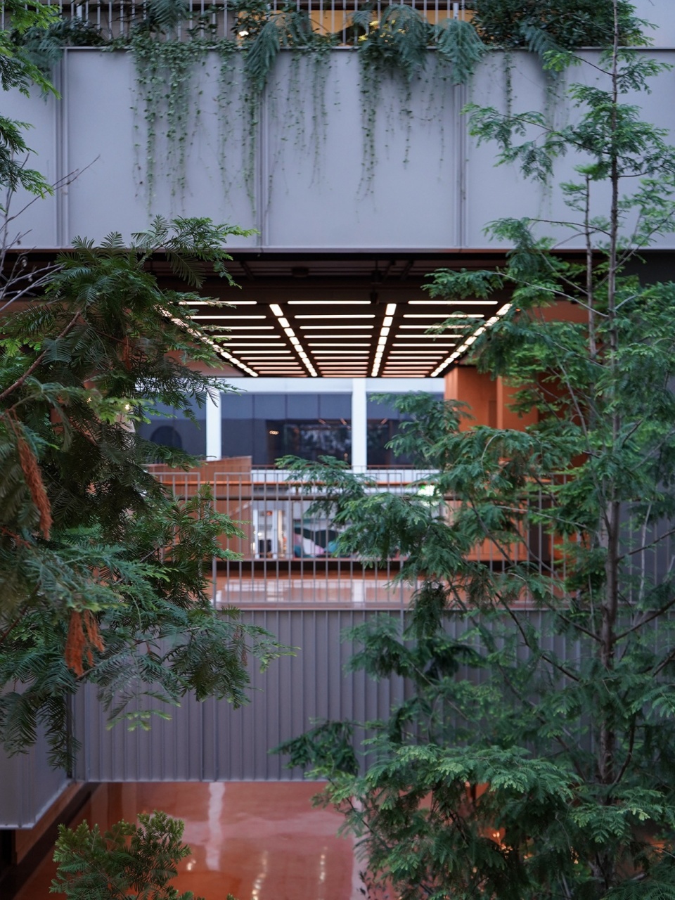 Columbia Circle Phase II Architectural Refinement Gray Space Interior and Guide System by XU Studio