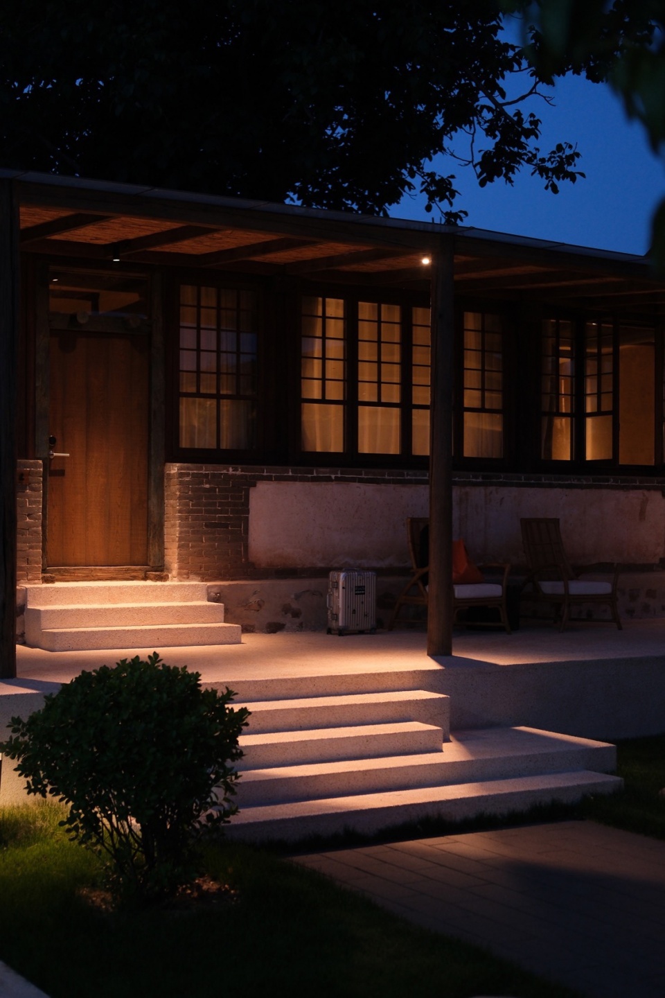 No 2 4 5 of Yanshan Inns by Hangzhou Guantang Interior Design