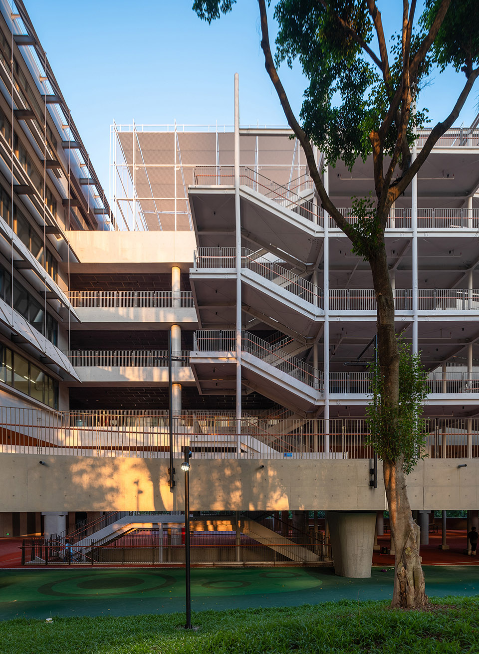 lai yuen foreign language primaray school by vector architect