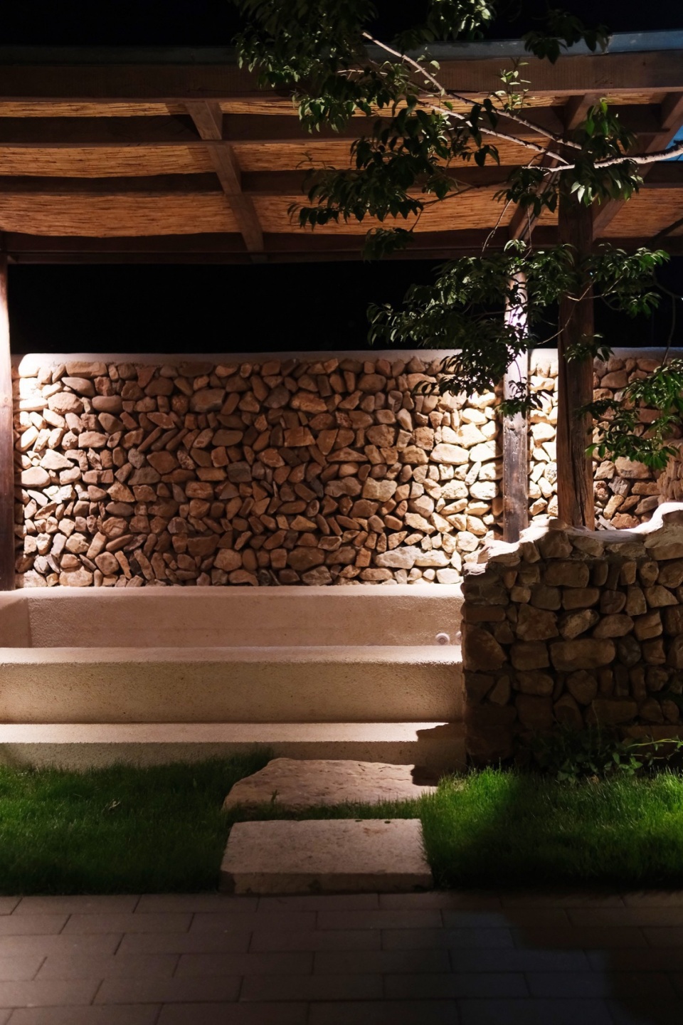 No 2 4 5 of Yanshan Inns by Hangzhou Guantang Interior Design