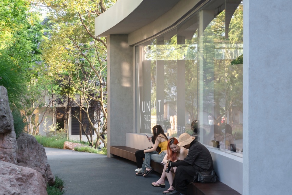 the luxe lakes cpi island commercial renewal by vari design