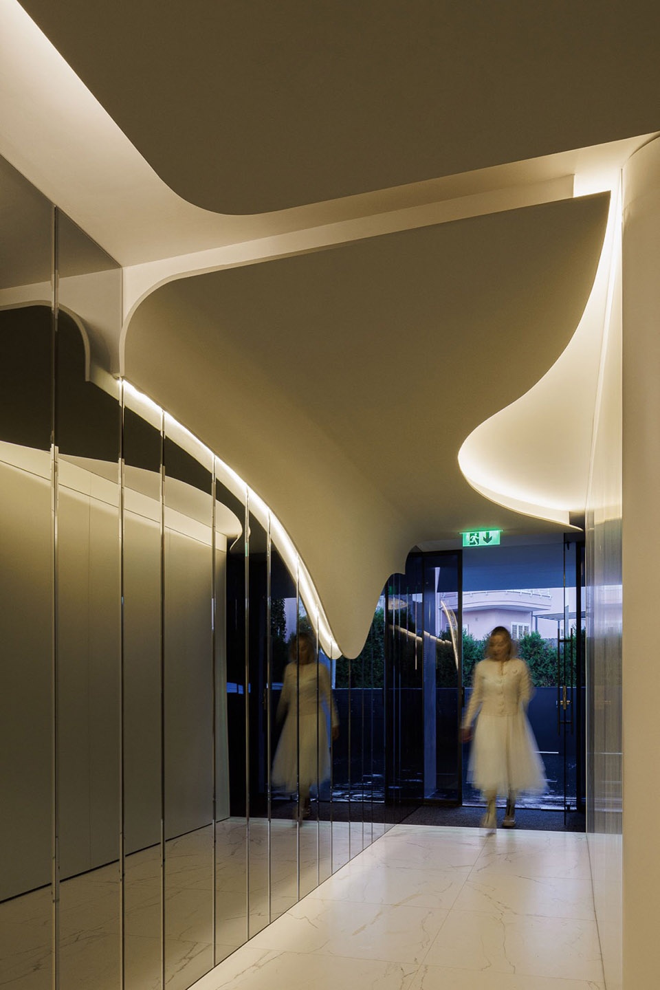 Sense 100 Building by Sandra Micaela Casinha architects