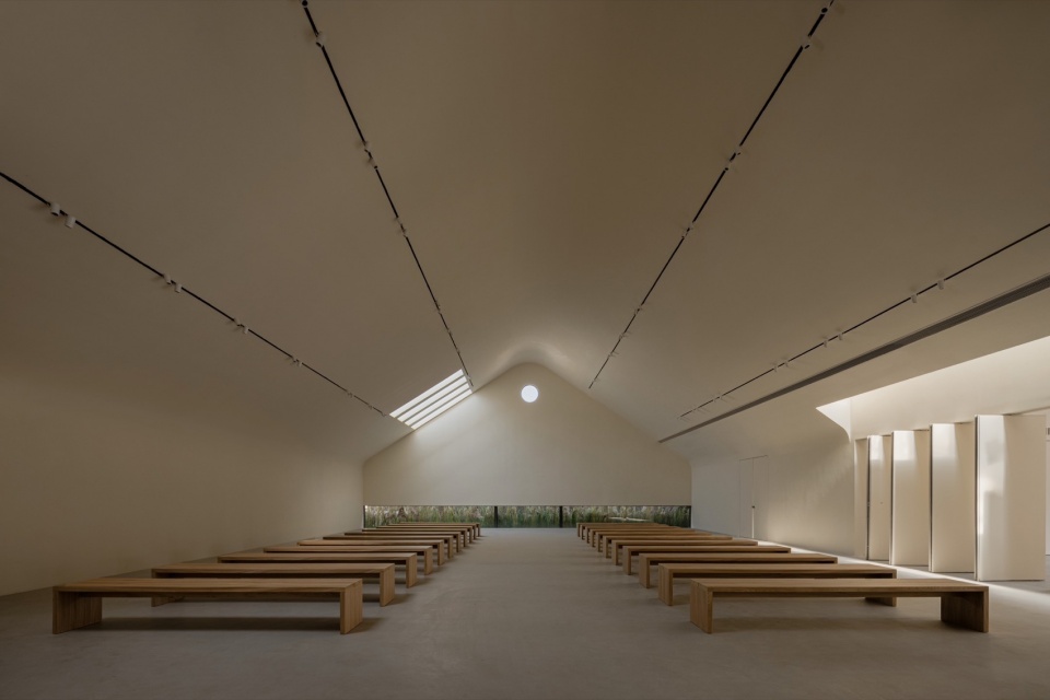 miho auditorium by xl design atelier